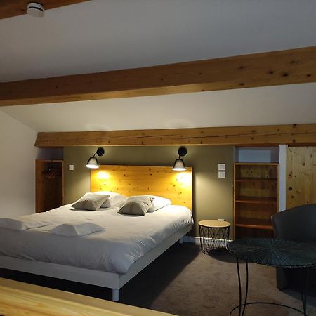 Le Clos Des Taulelles Gite Le Figuier Saint-Privat-de-Champclos Exteriör bild