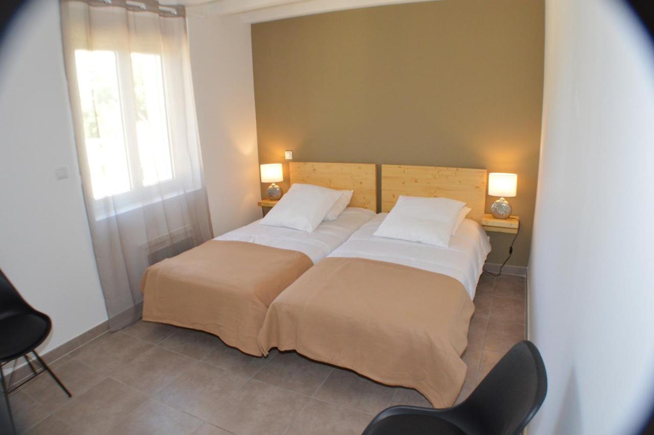Le Clos Des Taulelles Gite Le Figuier Saint-Privat-de-Champclos Exteriör bild